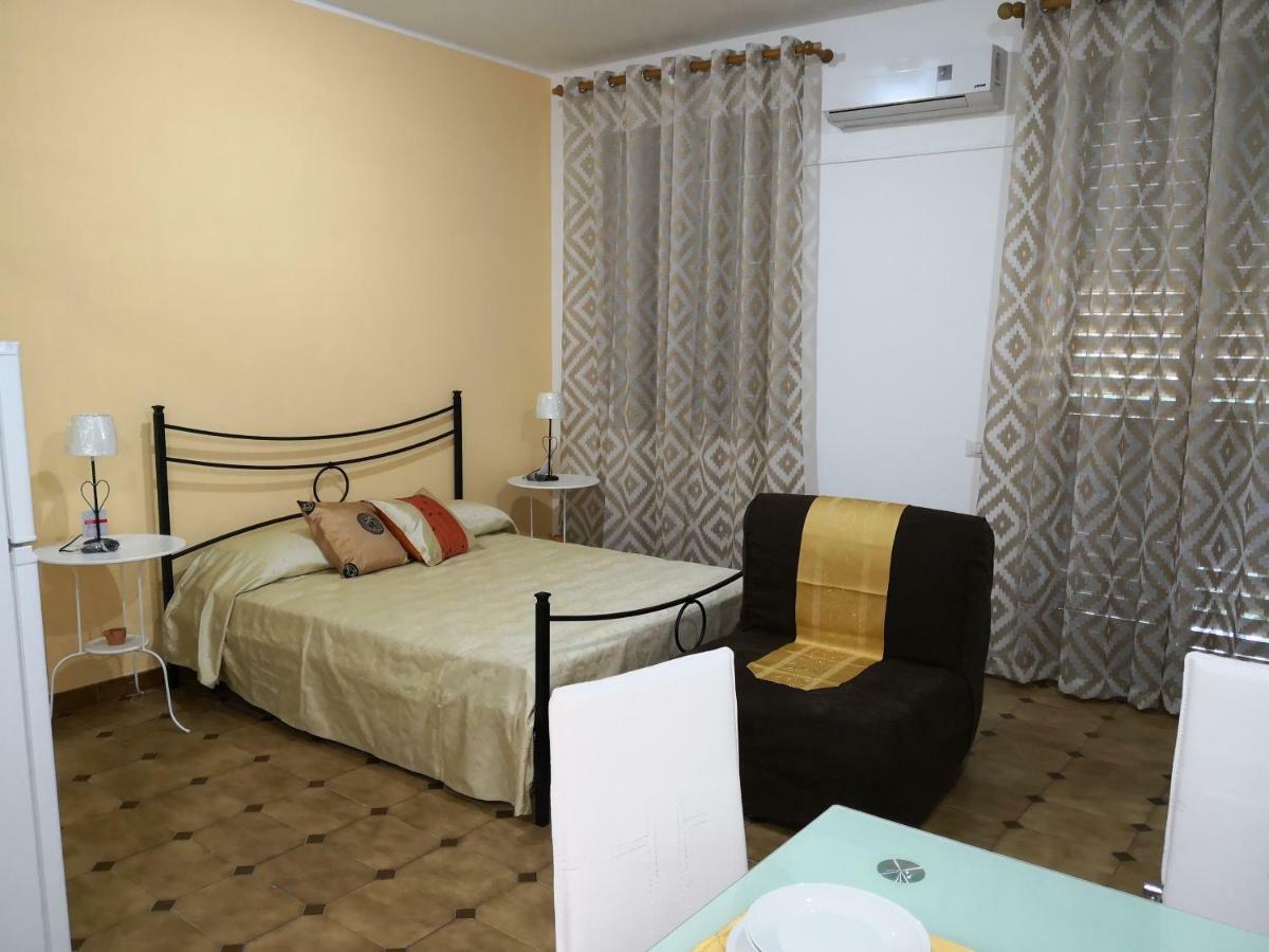 Monolocale Trappitello - Apartments Таормина Экстерьер фото